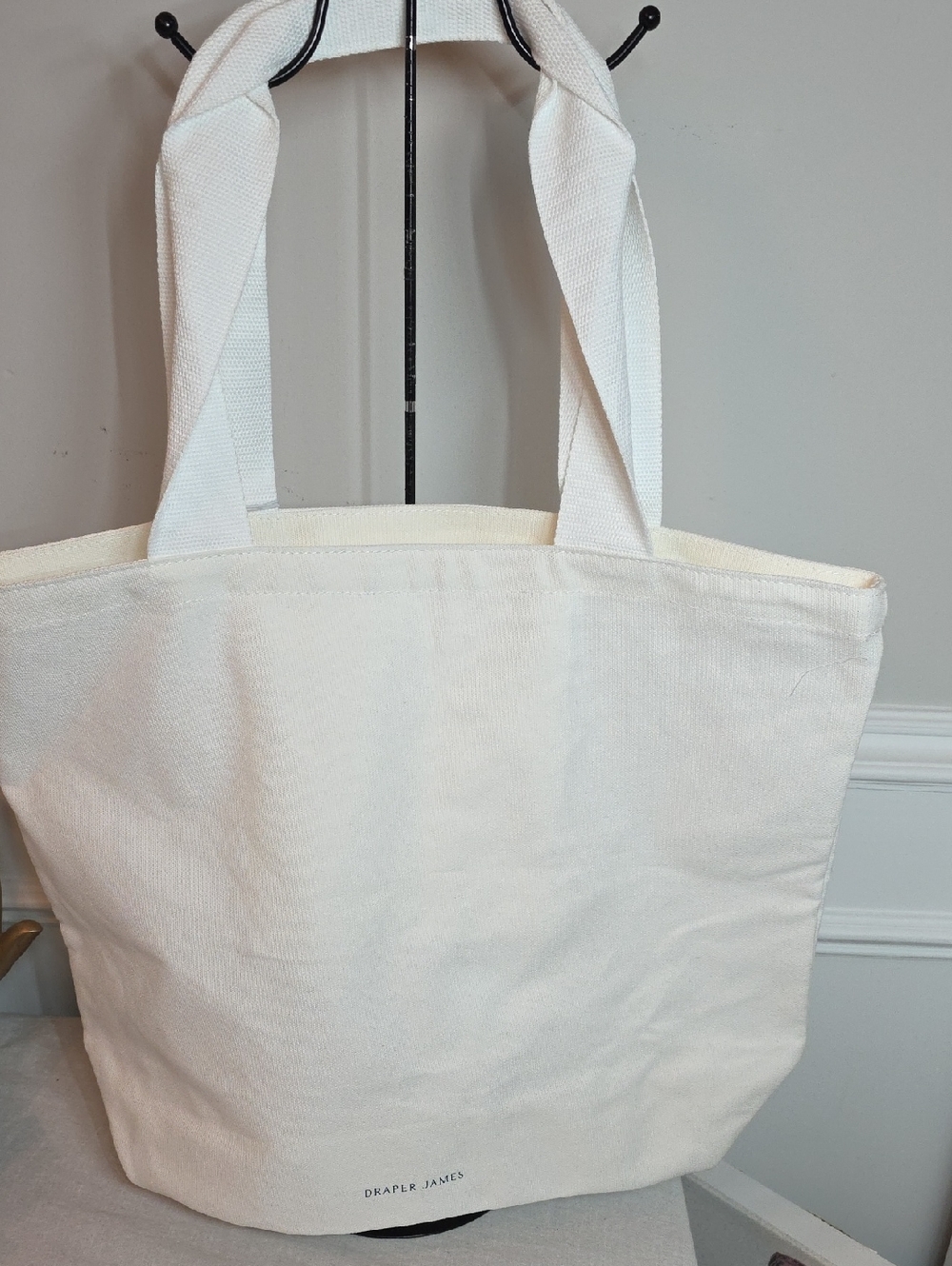 Draper James Canvas Book Lover Tote - Picture 5 of 7